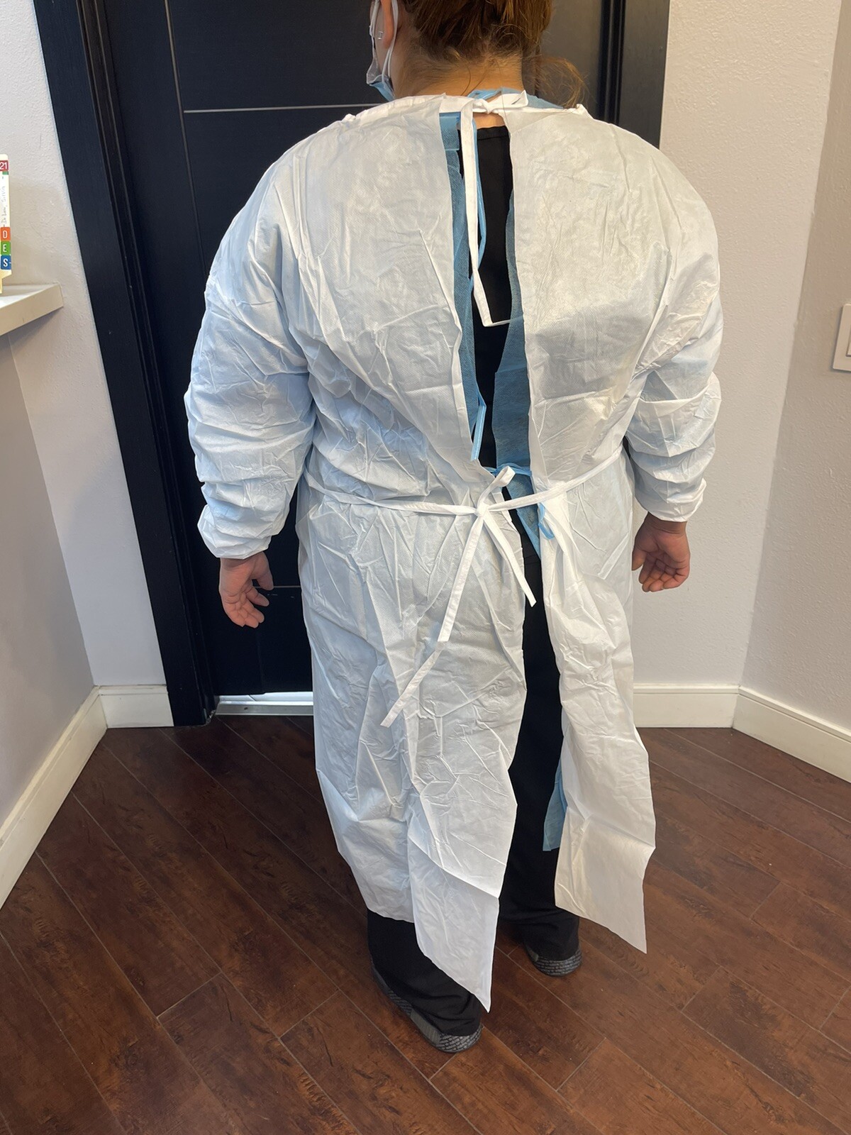 Disposable Isolation Lab Gowns Long Sleeve PPE 10 Count