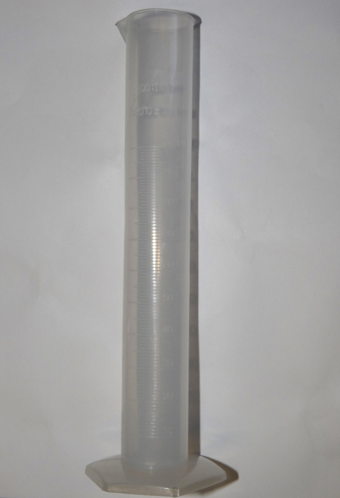 Plastic cylinder graduated 100 ml measuring cup New