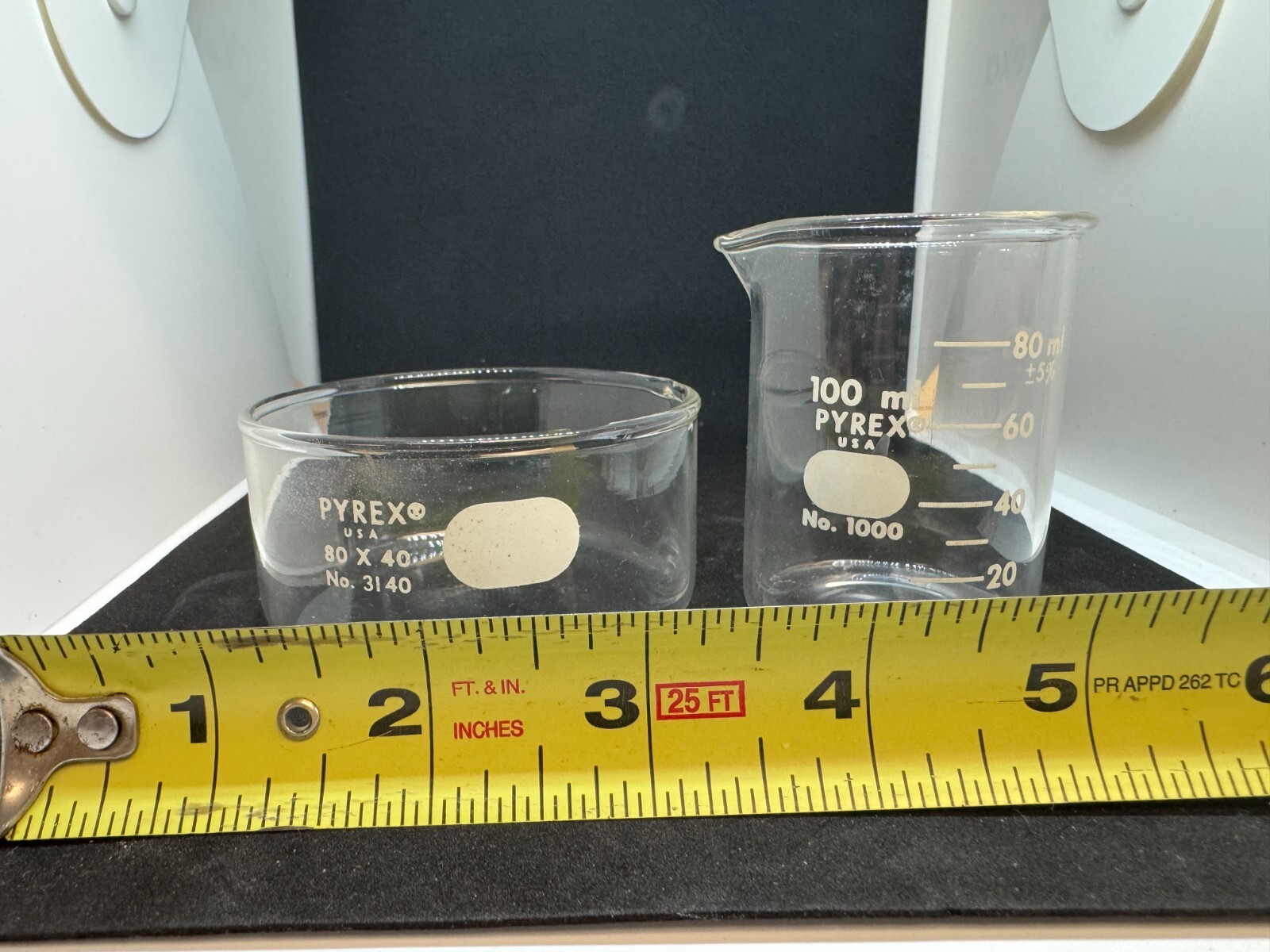 set CORNING PYREX Glass crystalizing dish 80 x 40 & Beaker 100 ML 3140 -J119