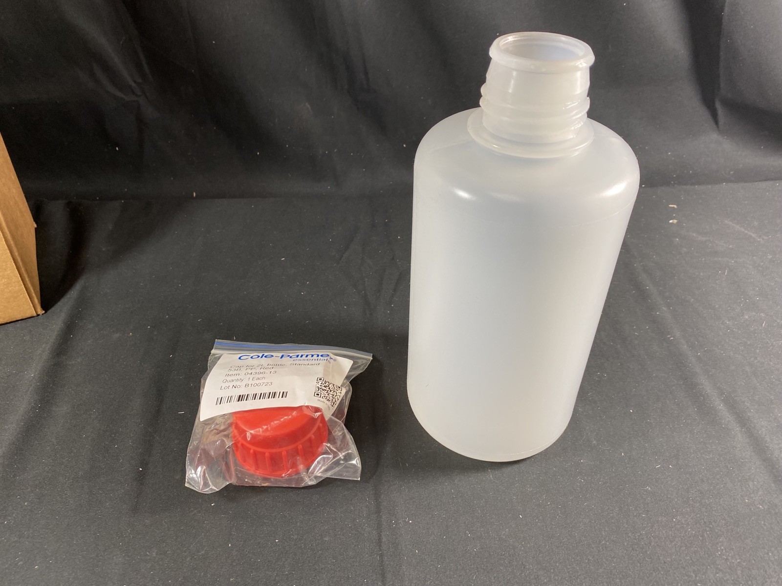 ARGOS TECHNOLOGIES 2L P-Vac Standard Polypropylene Bottle & Lid EV601 (1/Pack)