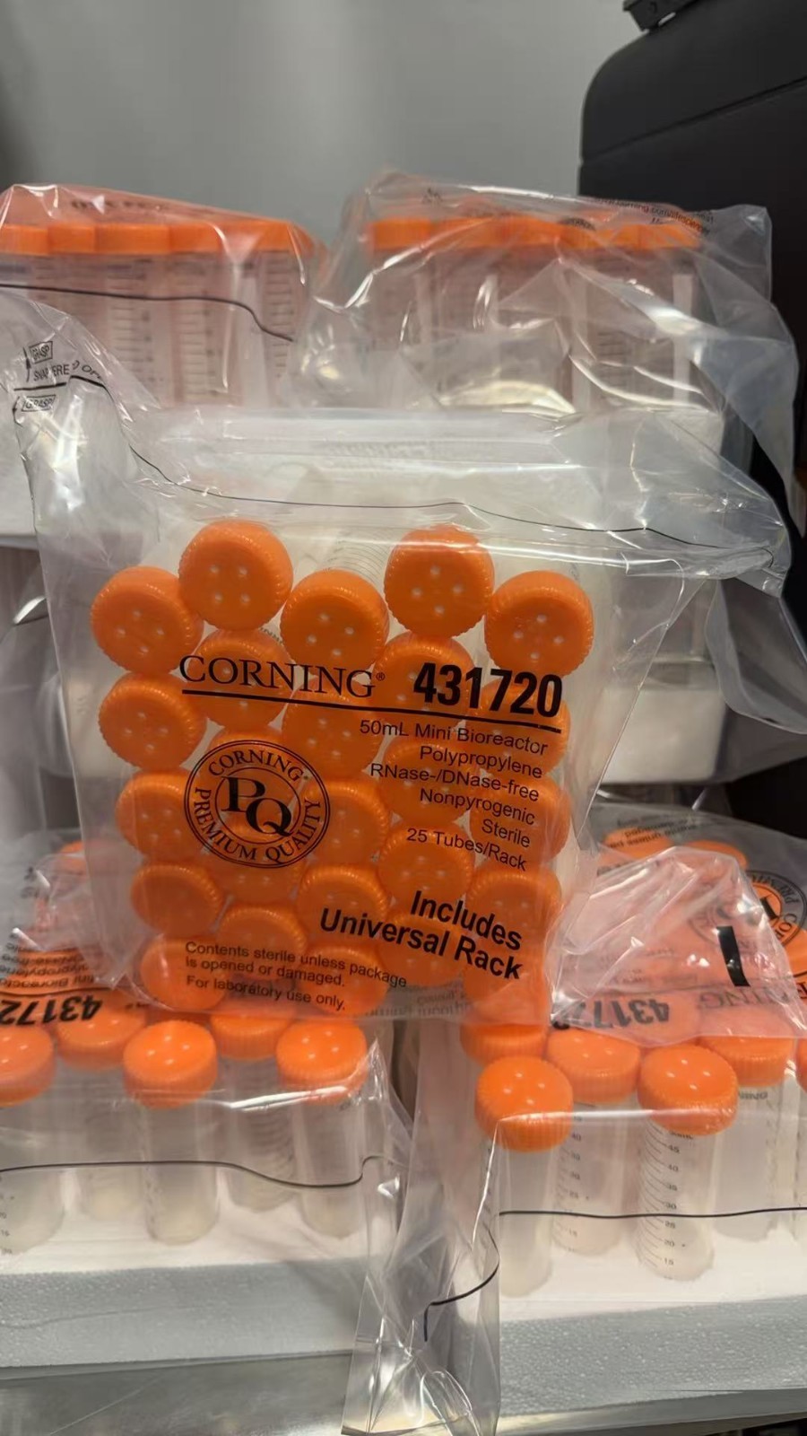 Pack of 25 Corning 431720 50 mL Mini Bioreactor Polypropylene RNase/DNase Free