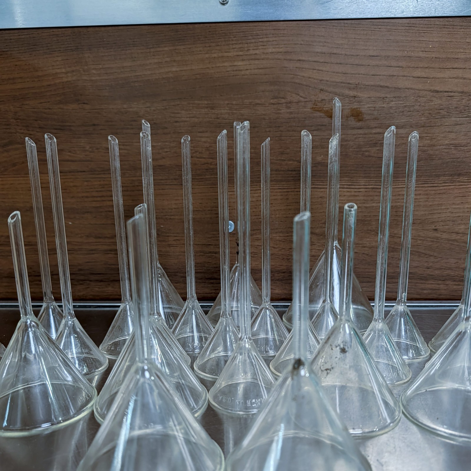PYREX GLASS Lab FUNNEL 60 DEGREE With Stems From 5.5-9.5 Inch Large Lot of