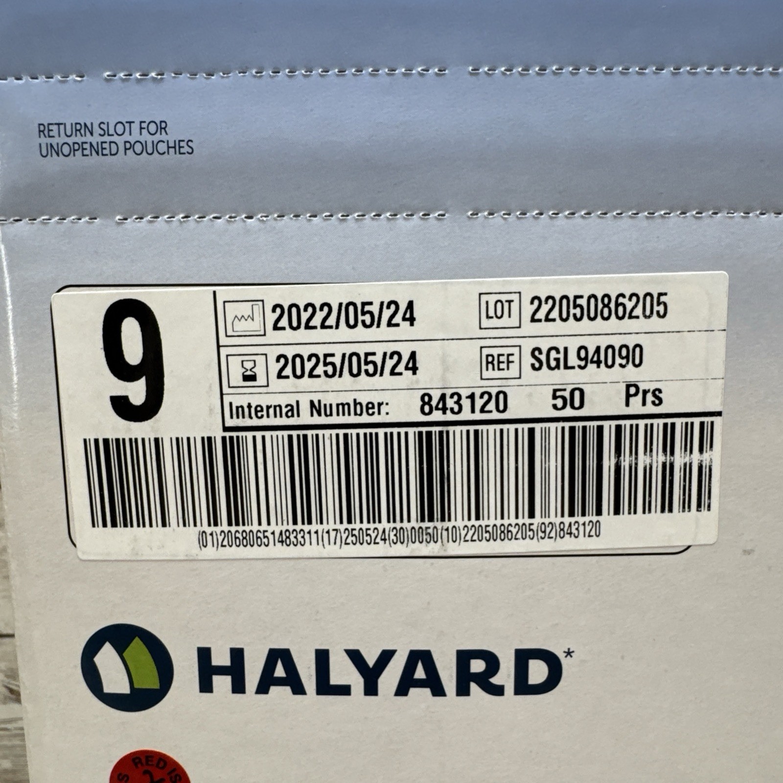 HALYARD PI HYBRID Surgical Gloves Sterile, Size: 9 *50 Pair Box* *See Date*5.25*