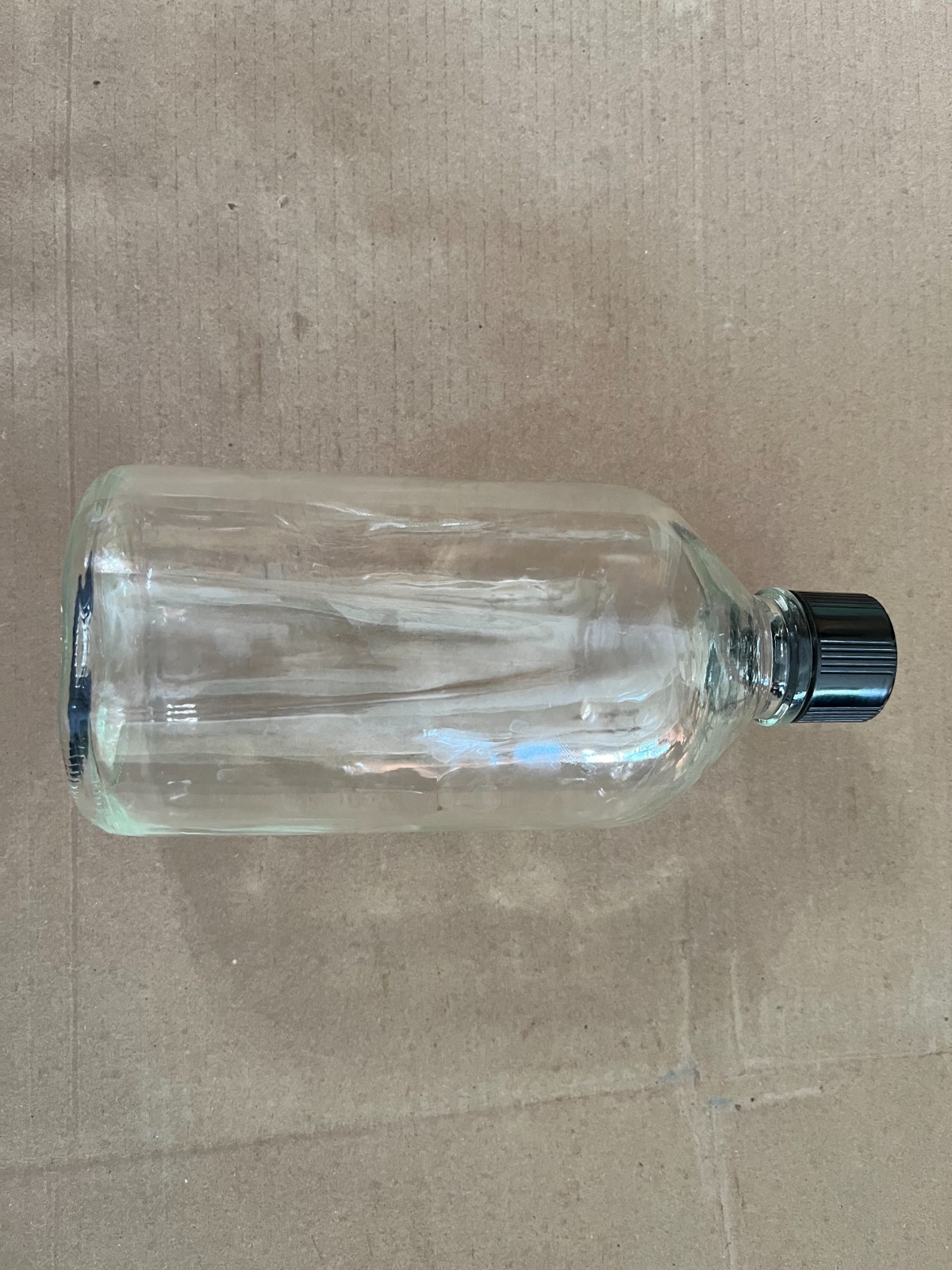 Wheaton Laboratory glass bottle 1 liter 1000 ml Working Capacity