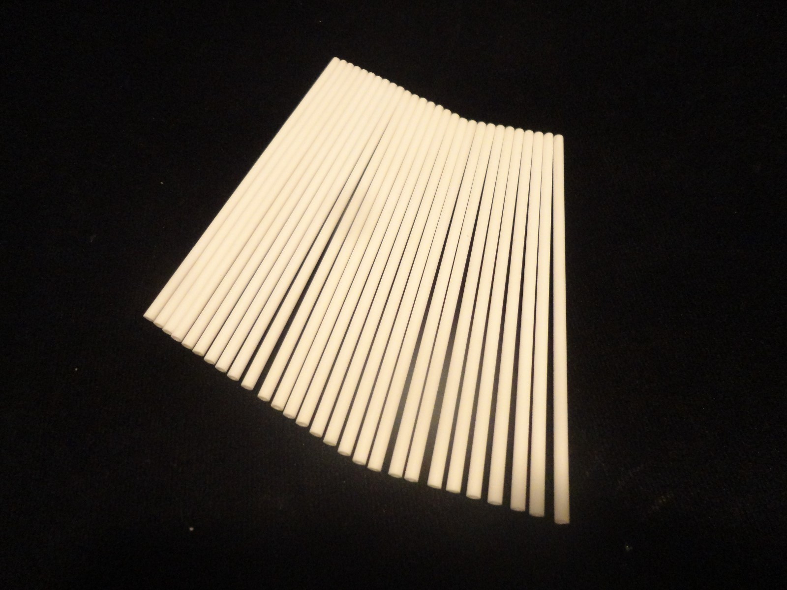 3.860″ LONG HIGH PURITY SINGLE BORE ALUMINA CERAMIC TUBES REFRACTORY No.: 247