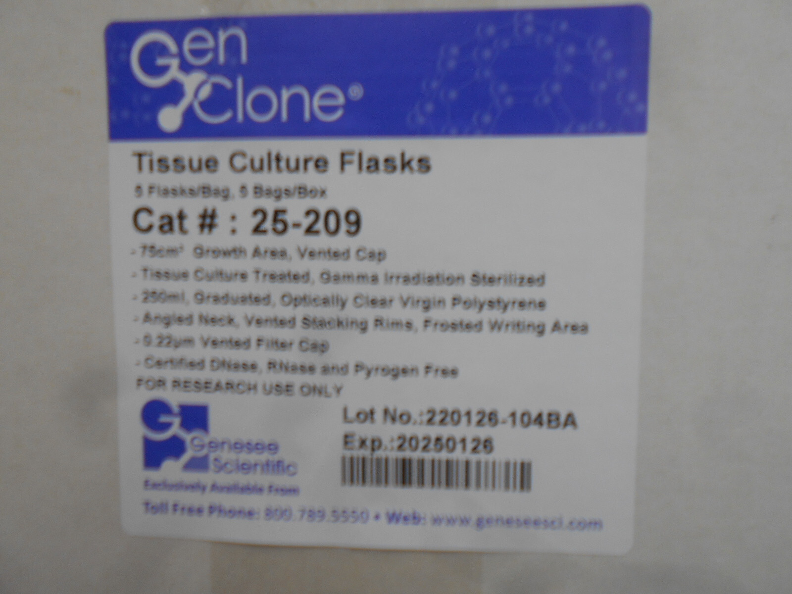 Genesee Scientific GenClone Tissue Culture Flask 25-209 Polystyrene 250ml 25/Box