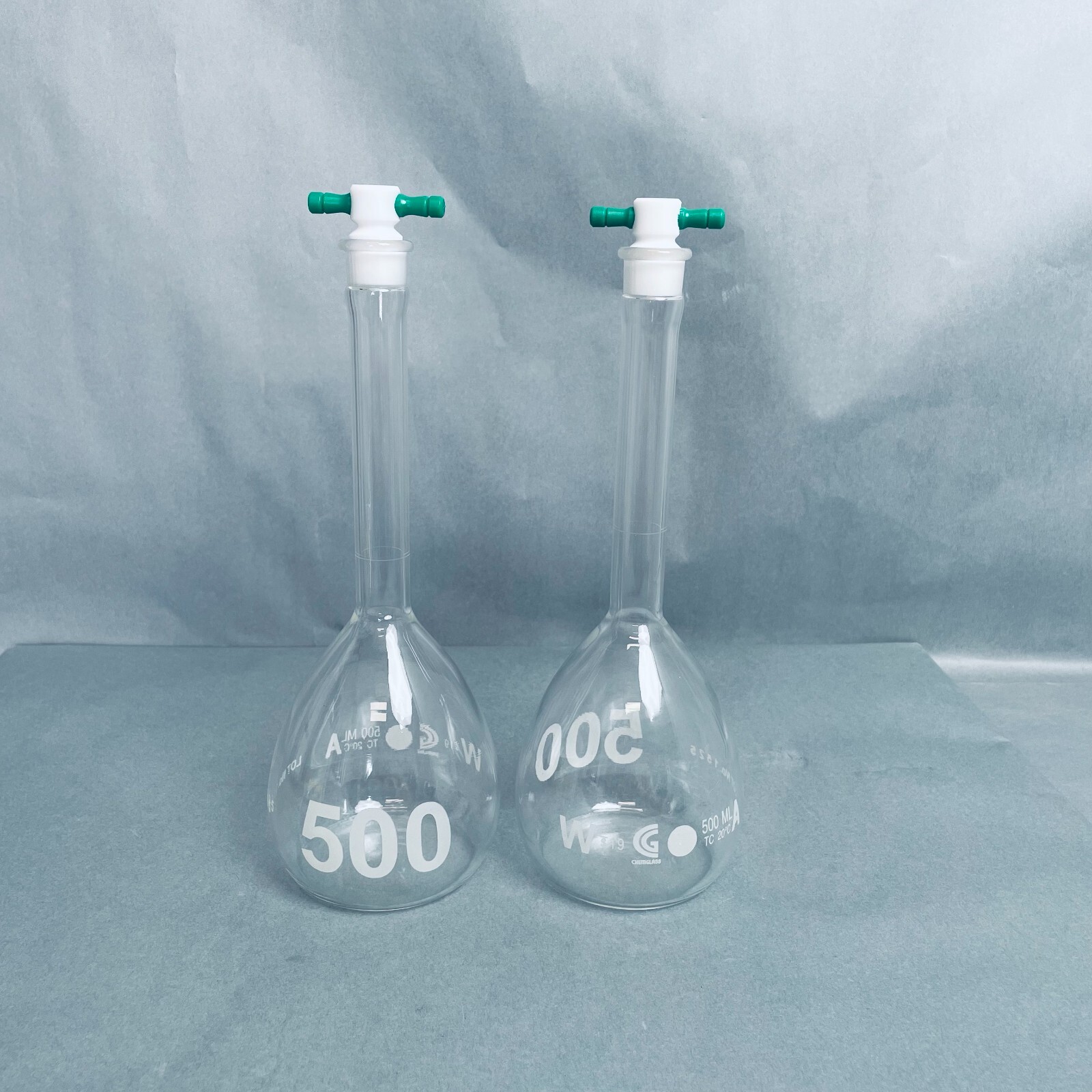 Chemglass Volumetric Flask 500 ml Grade A with PTFE Stopper Total of 2 Flasks