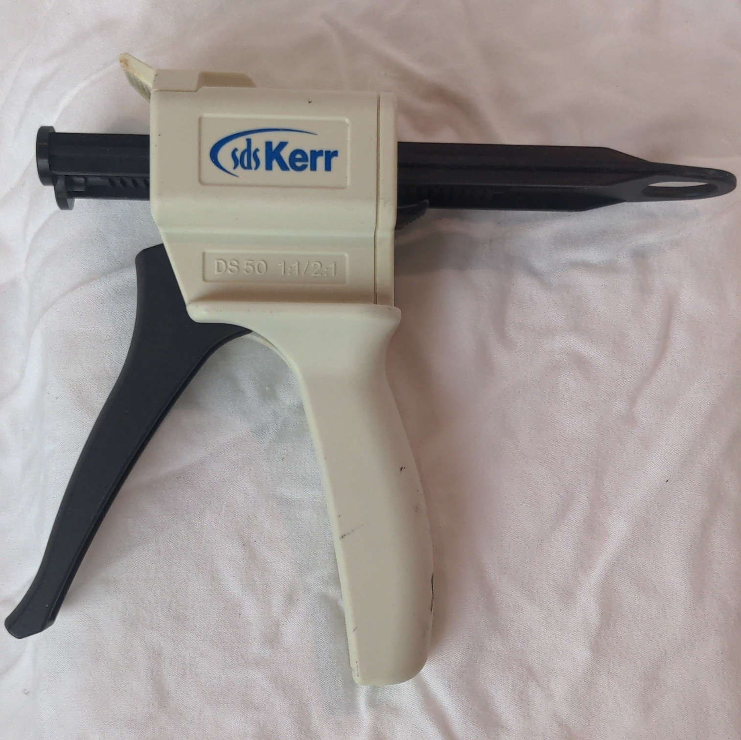 Kerr DS50 1:1/2:1 Dental Impression Material Dispenser