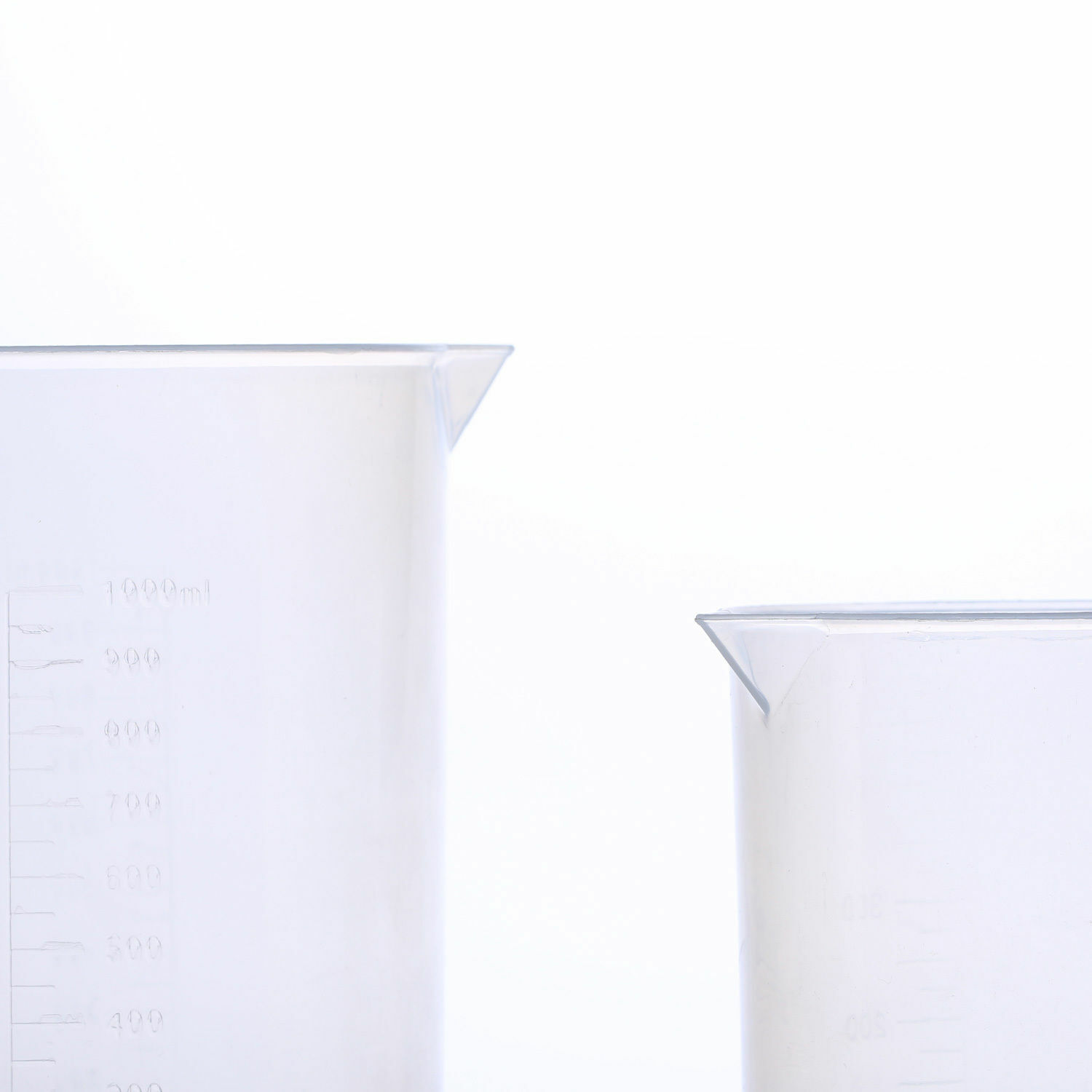 Labs Plastic Beakers Set Measuring Cups – 5 Sizes – 50, 100, 250, 500 and 1000ml