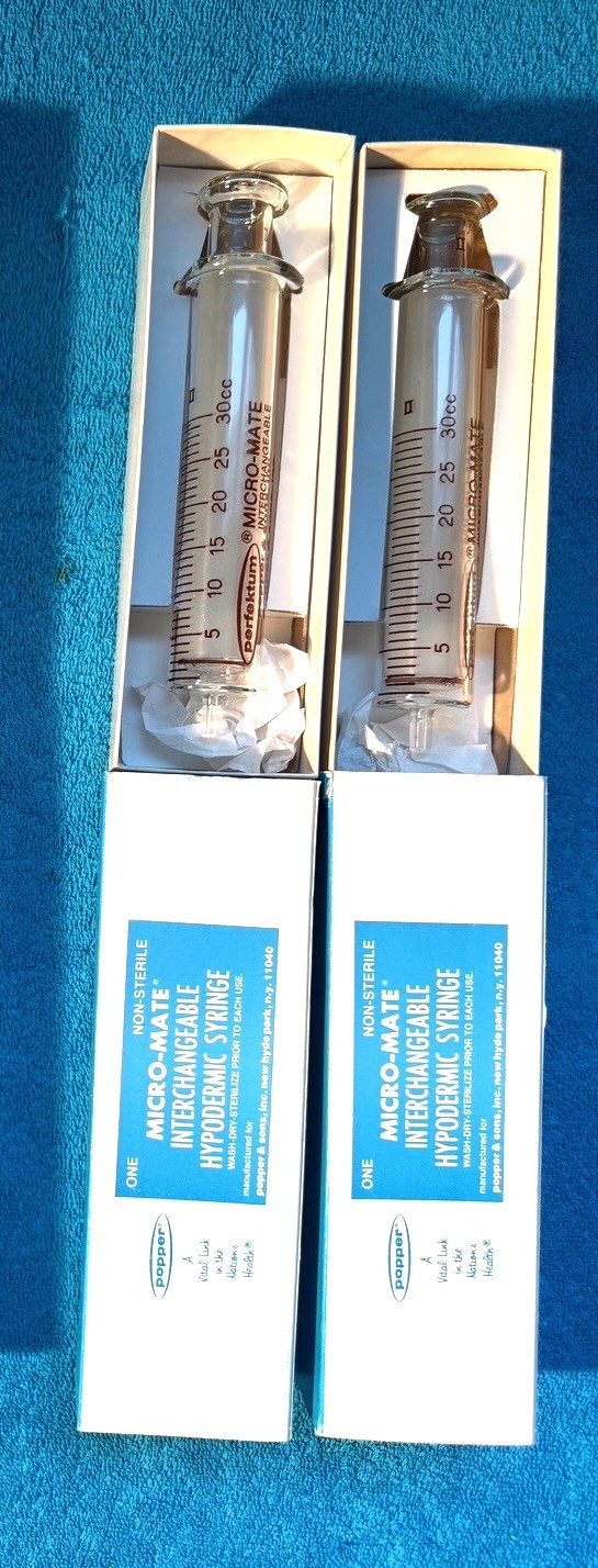 Popper Micro-Mate 30cc Glass syringe with glass tip, Set of 2