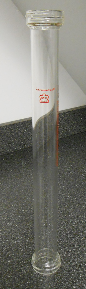 KONTES GLASS CO. 2.5cm I.D. X 30cm 147mL CHROMAFLEX COLUMN 32cm OVERALL LENGTH