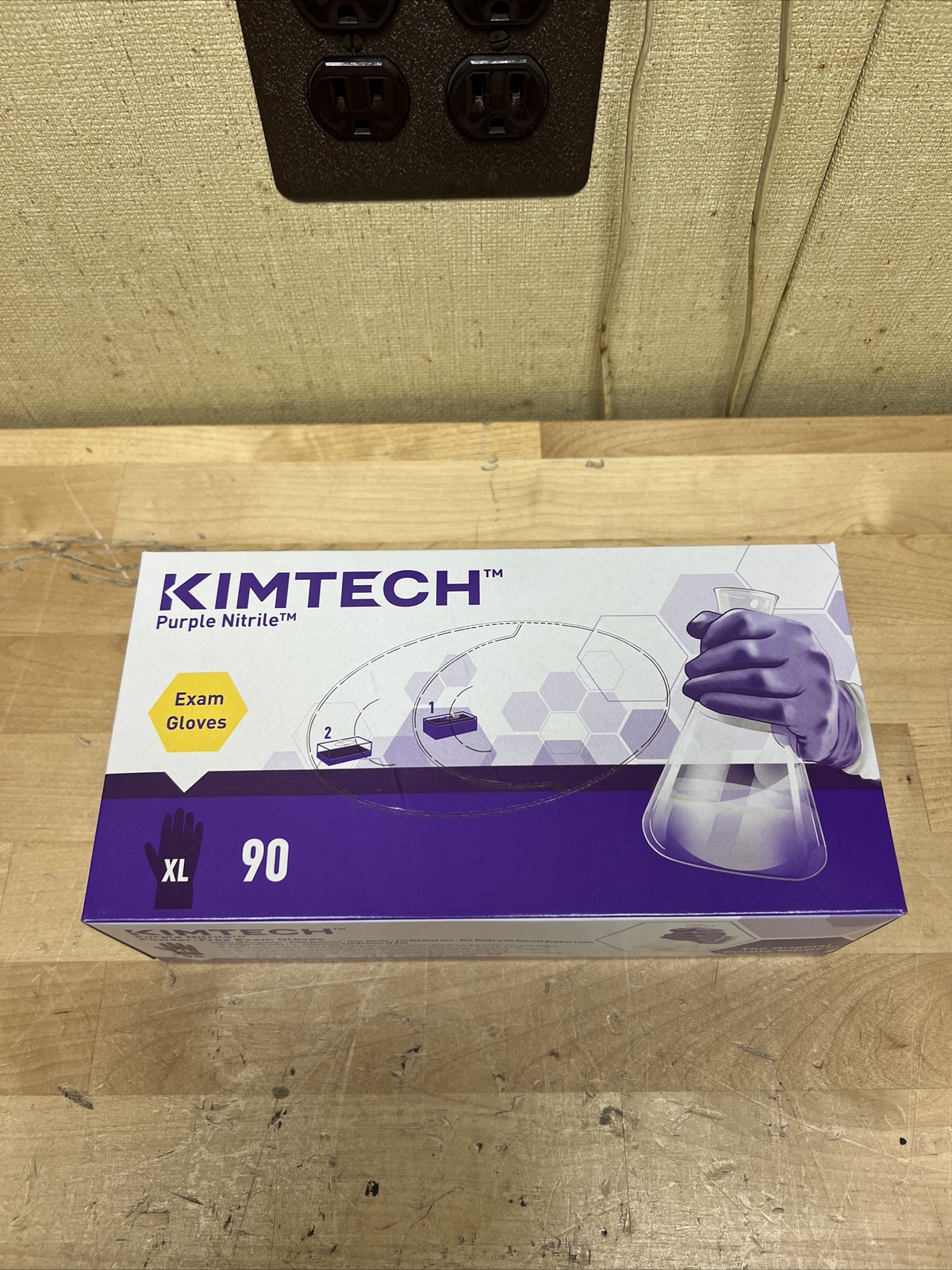 KIMTECH 55084 Purple Nitrile Exam Gloves Powder-Free 90 Gloves Each (10 PACK)