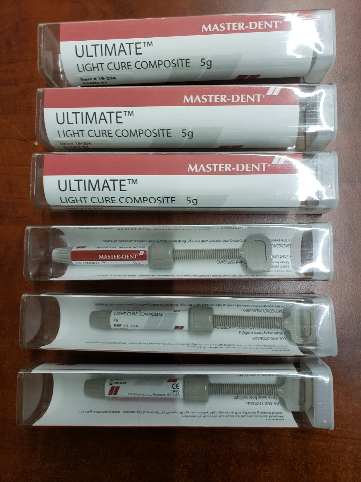 LOT 6 Master-Dent Ultimate light cure composite 5g EXP 2016-03