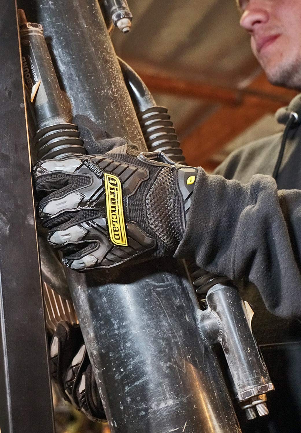 Ironclad X-Large Black Touchscreen Command Impact Work Gloves Hand Safety
