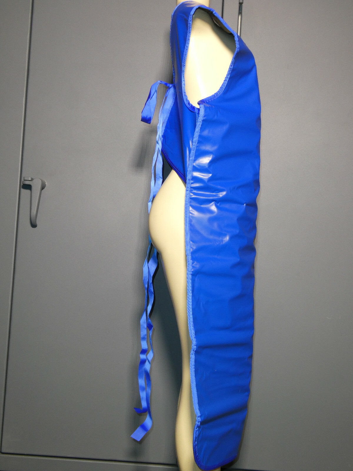 X-Ray Front Protection Apron Size Adult Unisex Large Tie Closure Blue 42″ x 24″
