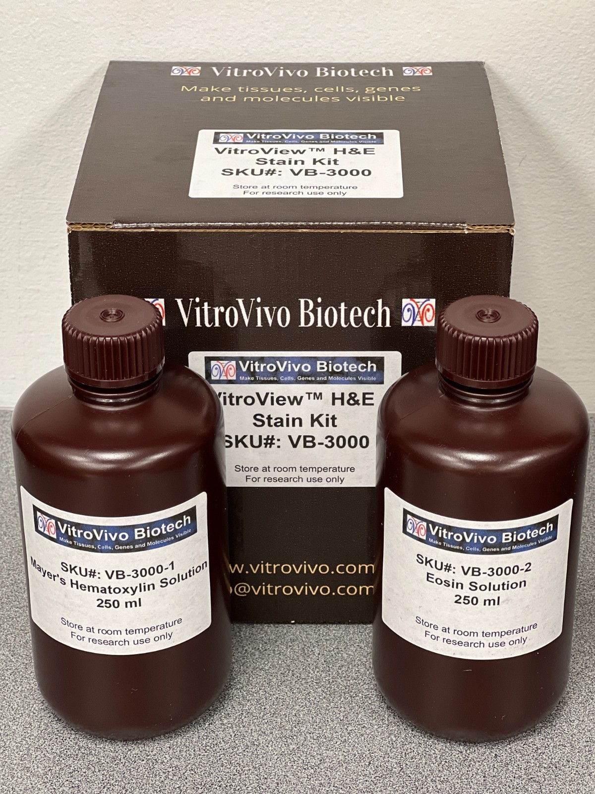VitroView™ Hematoxylin and Eosin (HE) Stain Kit (250 ml/bottle) (CAT# VB-3000)