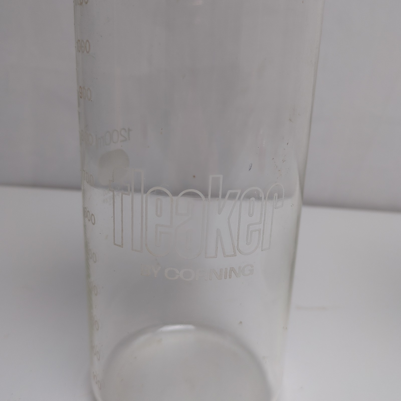Corning Pyrex 1200mL Fleaker Wide Mouth Lab Beaker Pour Spout With Lid