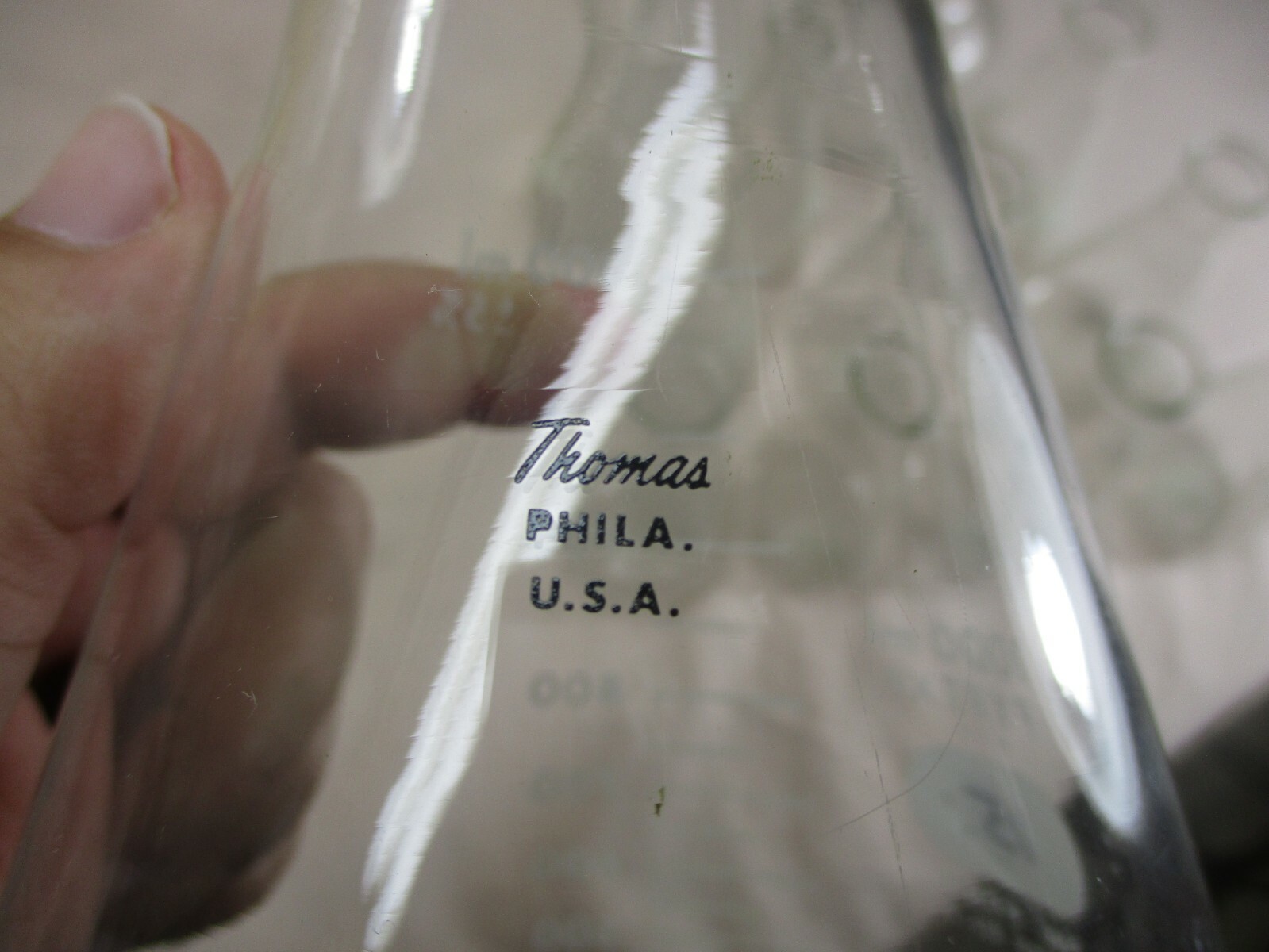 27 Thomas Pyrex Glass Erlenmeyer Flask Beakers & Clamps Lot 1000,250,125 ml (A)
