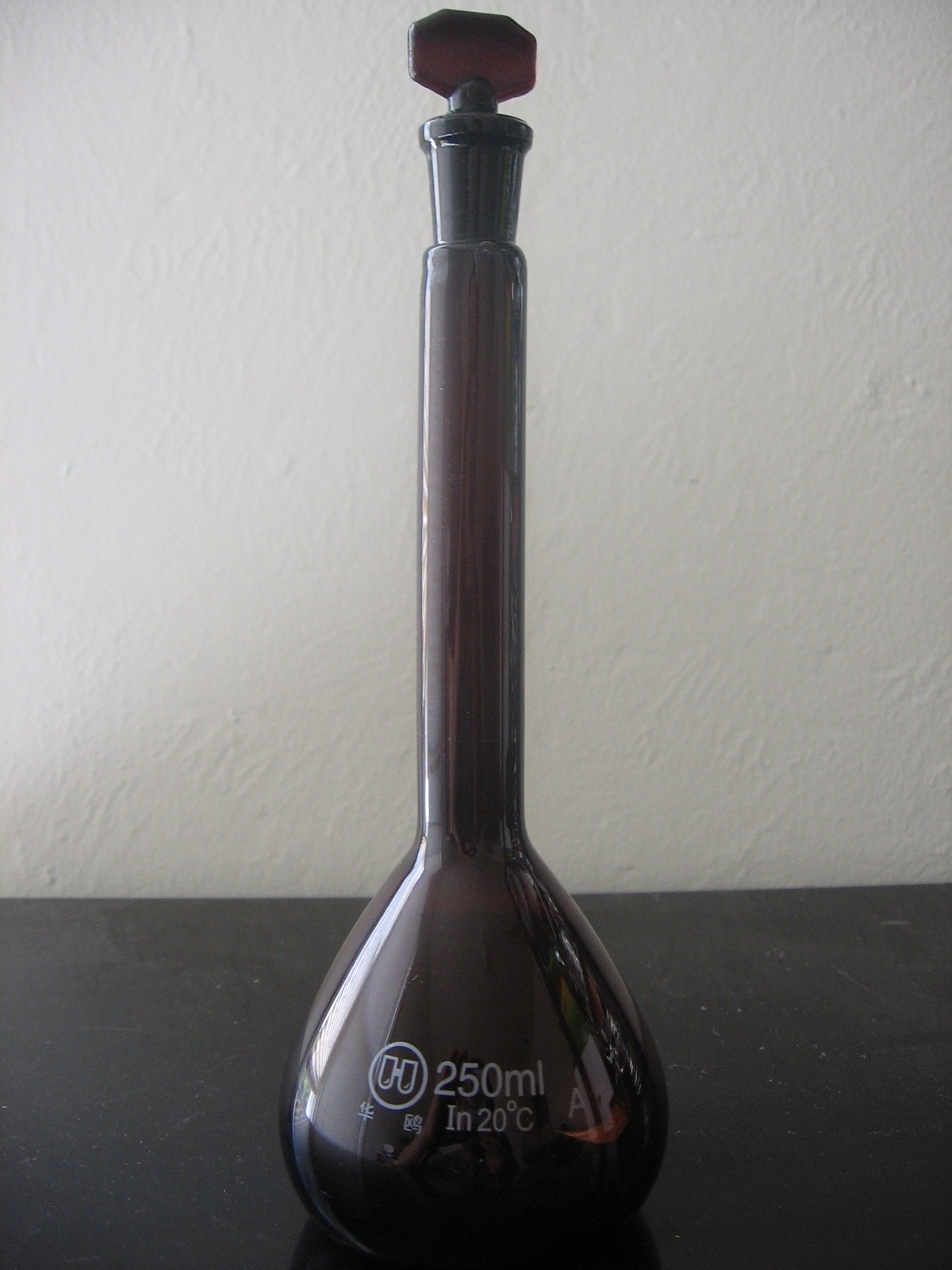 lab amber Volumetric Flask Class A Borosilicate 5ml new
