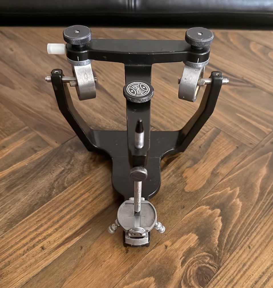 Hanau Wide-Vue Semi-Adjustable Dental Articulator w/ Case FAST SHIP!!!!