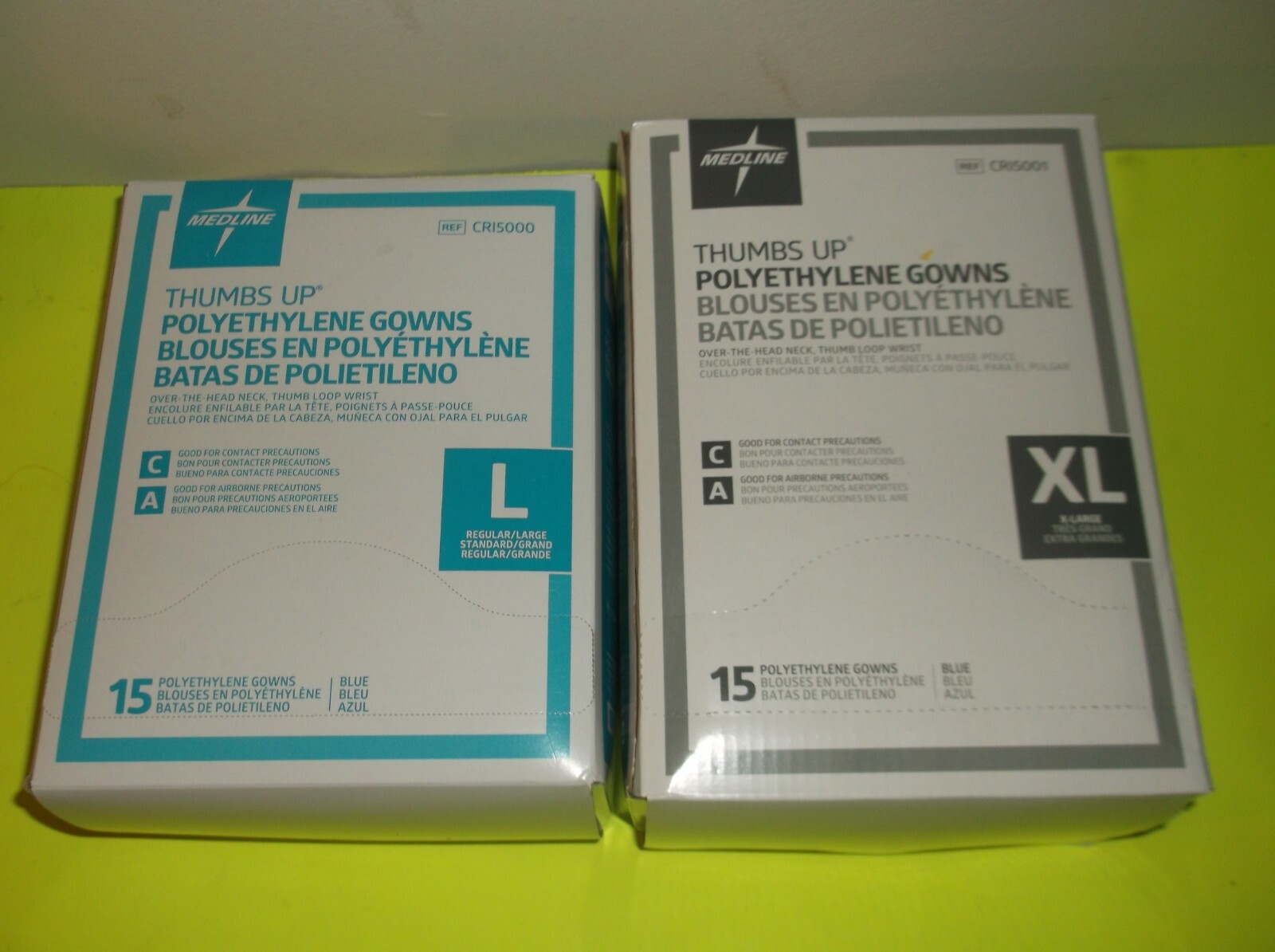 (300) MEDLINE THUMBS UP POLYETHYLENE GOWNS 150 LARGE/150 X-TRA LARGE CR15001 CR1