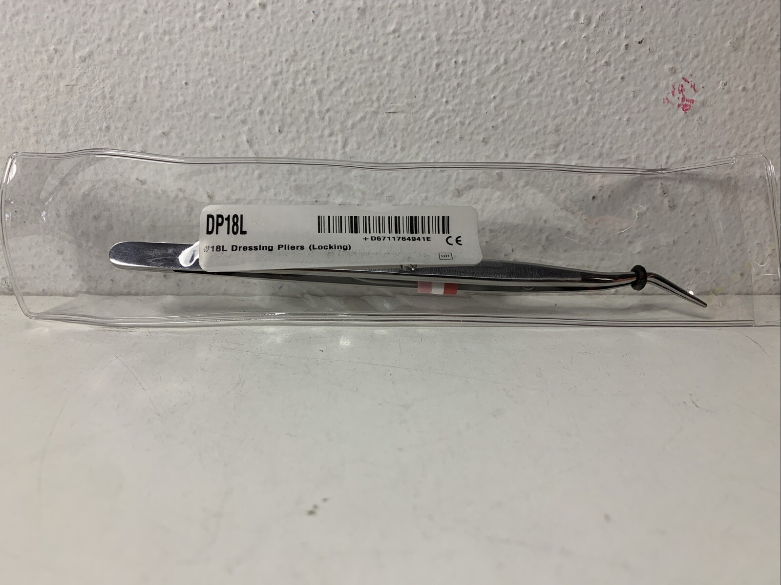 Hu-Friedy Dressing Locking Pliers DP18L – Factory Sealed Hu Friedy Plier