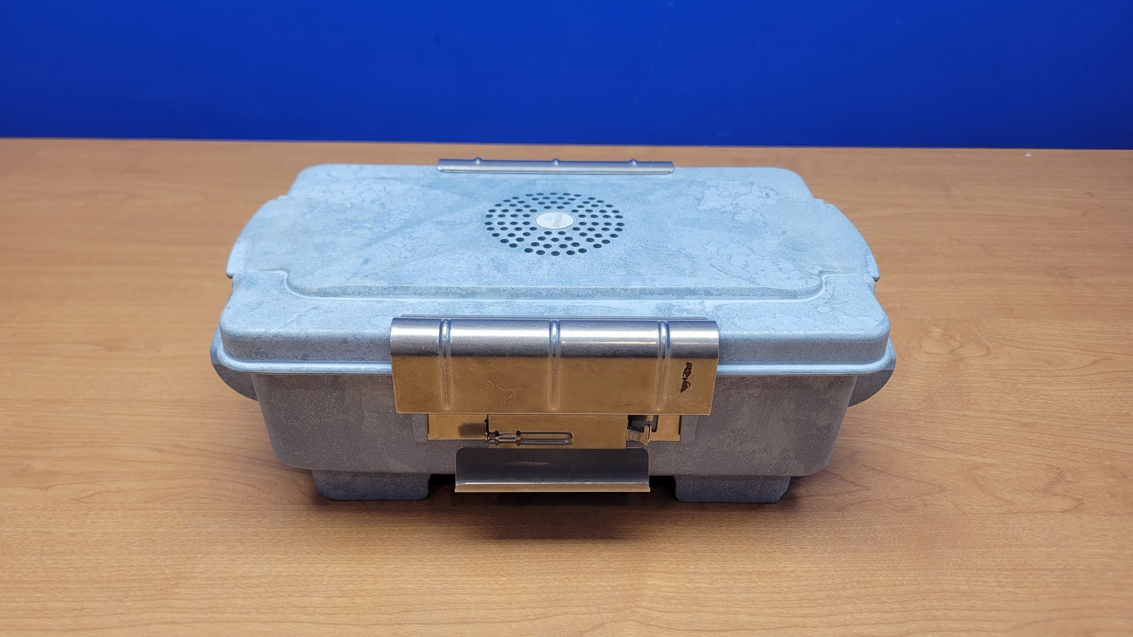 STERIS STERILIZATION CONTAINER – 12 3/8 IN.X 7 1/2 IN.X 5 1/2 IN. – SE01AA