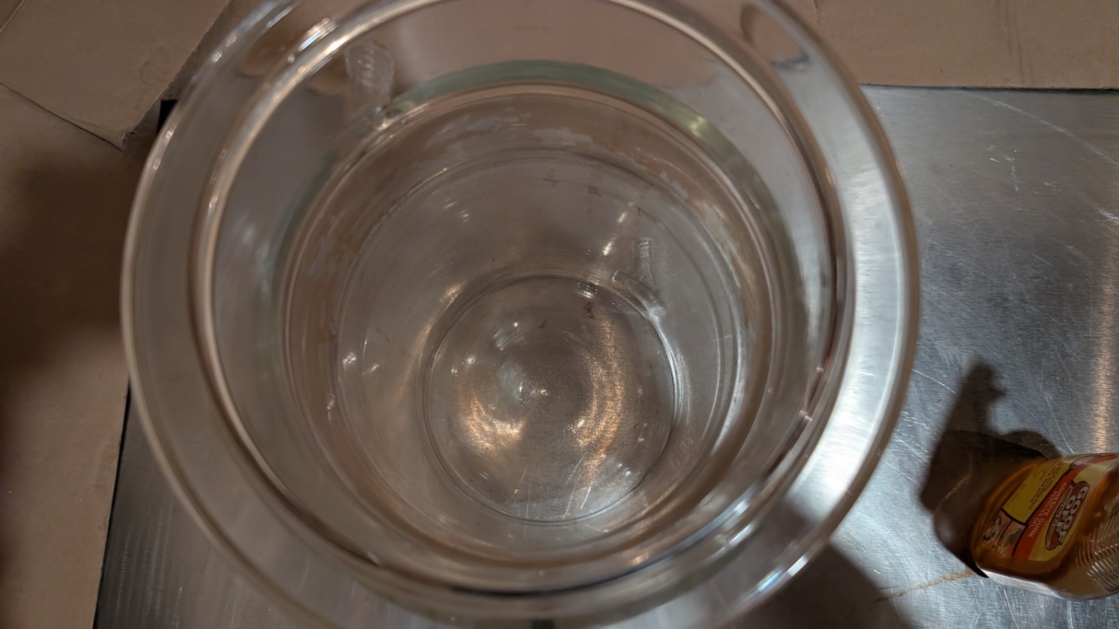 Double jacketed flat bottom cylindrical reaction vessel 5L