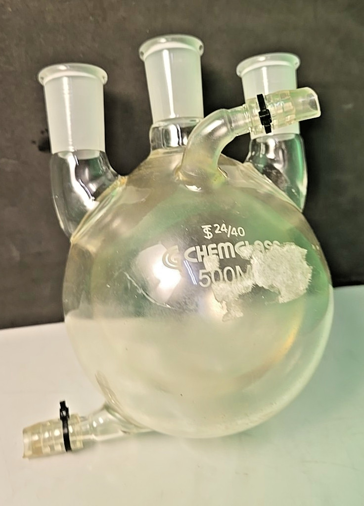 Chemglass 500ml 3 Neck Jacketed Round Bottom Flask 24/40 CG-1538-01