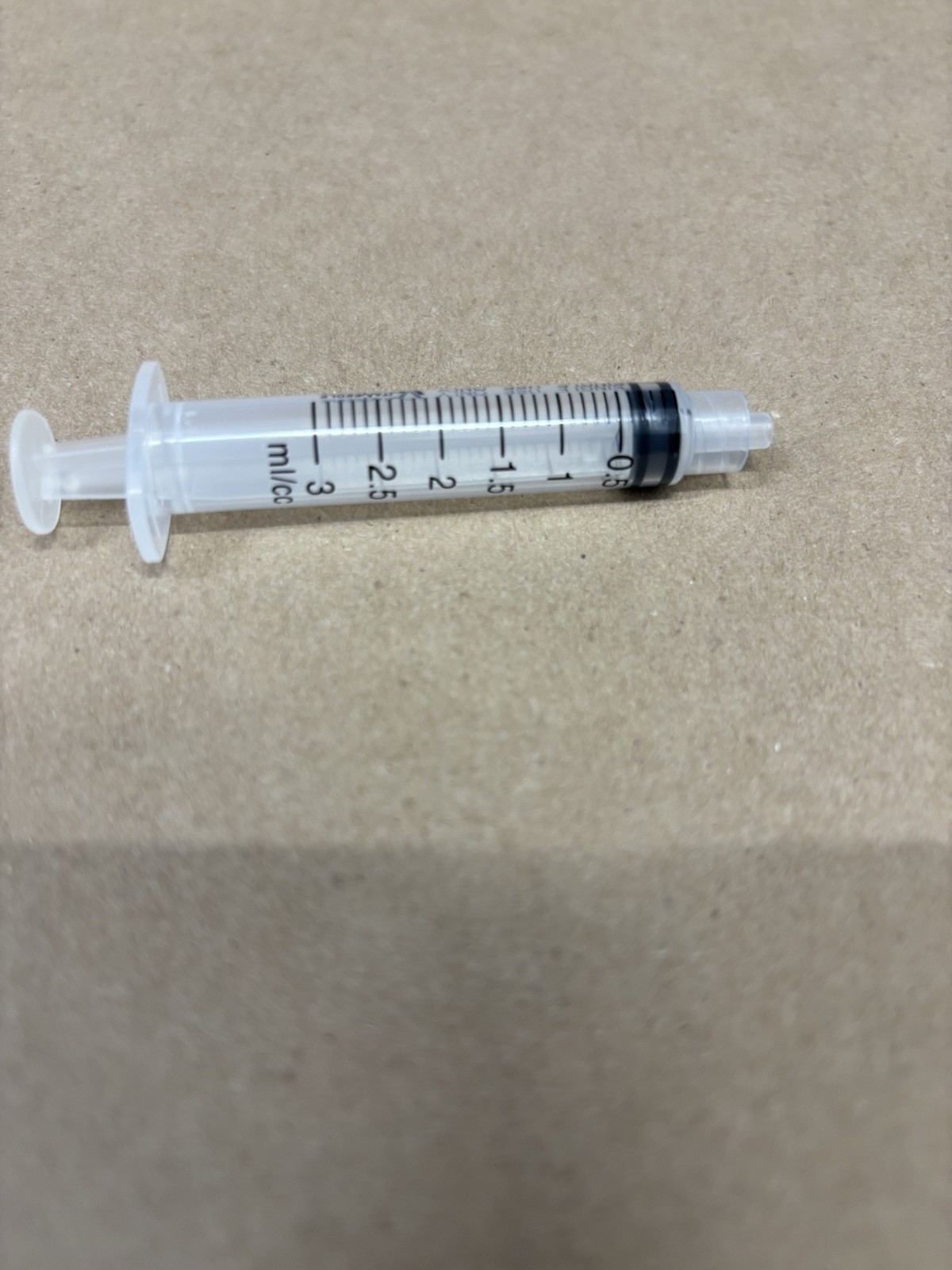 100pcs 3ml luer lock syringe 10x Packs Of 10 No Needle No Cap. Sealed bags of 10
