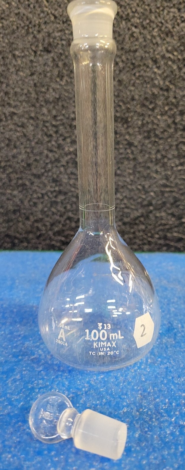 Kimax 100mL Class A TC Glass Volumetric Flask #13 Stopper 28014-100 w/Stopper