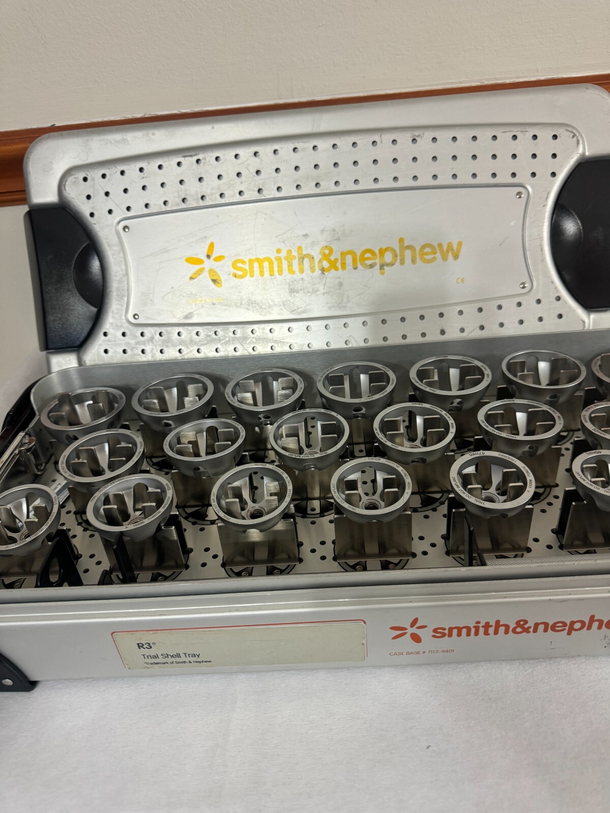 SMITH & NEPHEW R3 TRIAL SHELL TRAY