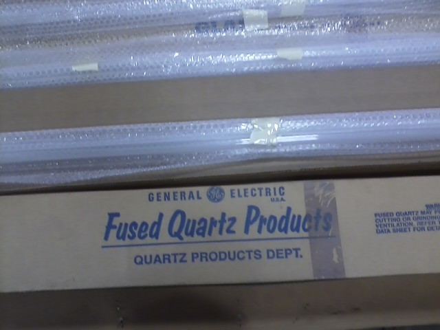QUARTZ TUBE Fused Quartz Tube approx. 1″ X 7/8″ approx. X 51″ one order = 1pc.
