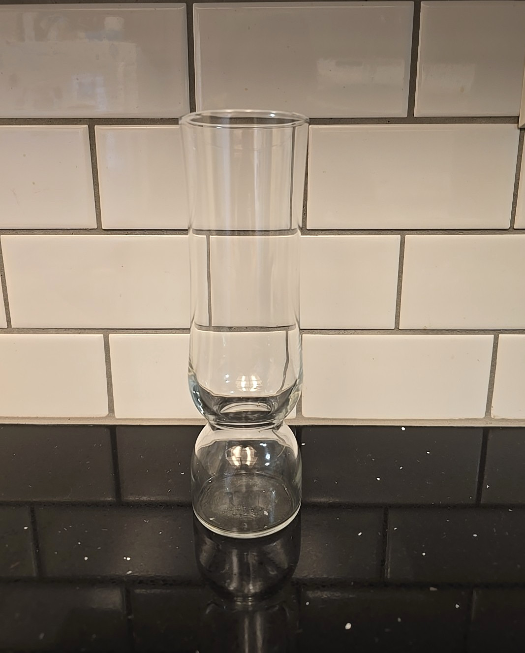 LIBBEY SPECIALTY 9″ GLASS 4 OUNCE PINCH WAIST ~ 18 – 20 OZ ~ BAR MIX LAB VINTAGE