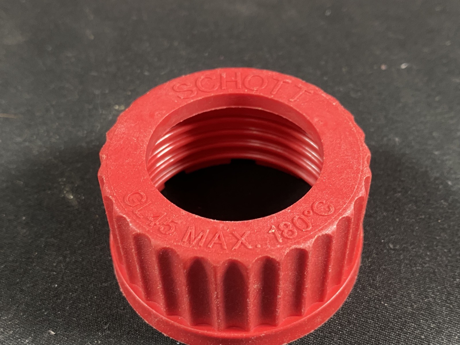 SCHOTT DURAN PBT Red Open Top High Temperature GL 45 Screw Cap 292271007 (10/Pk)