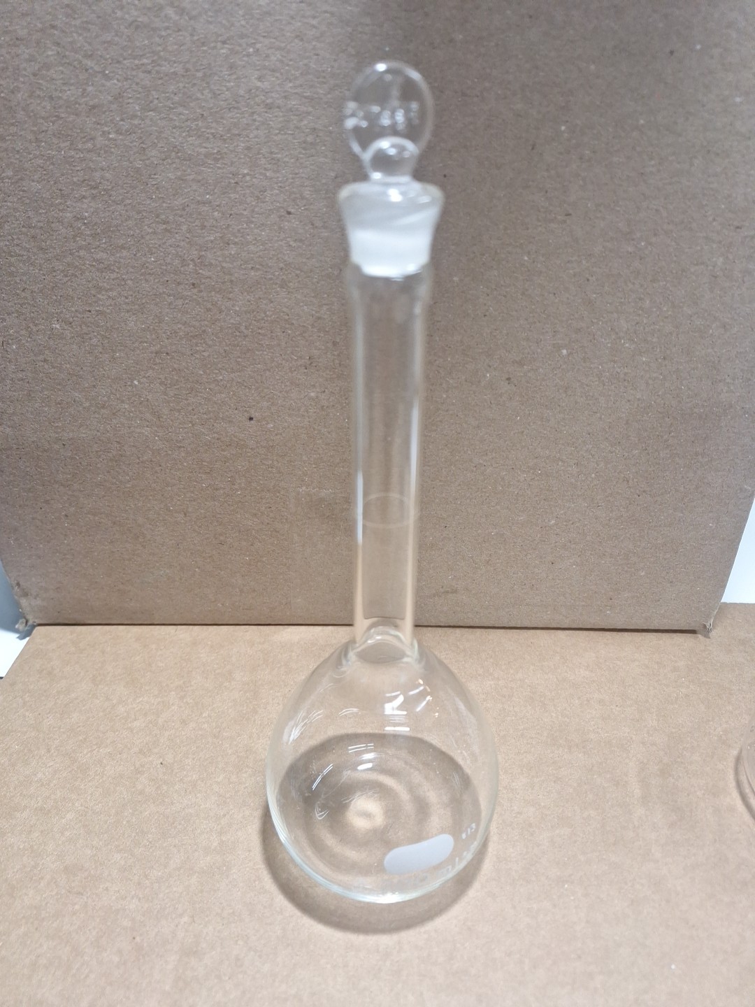 Pyrex Glass volumetric flask flasks 200 ml 200ml volume stopper A 5641