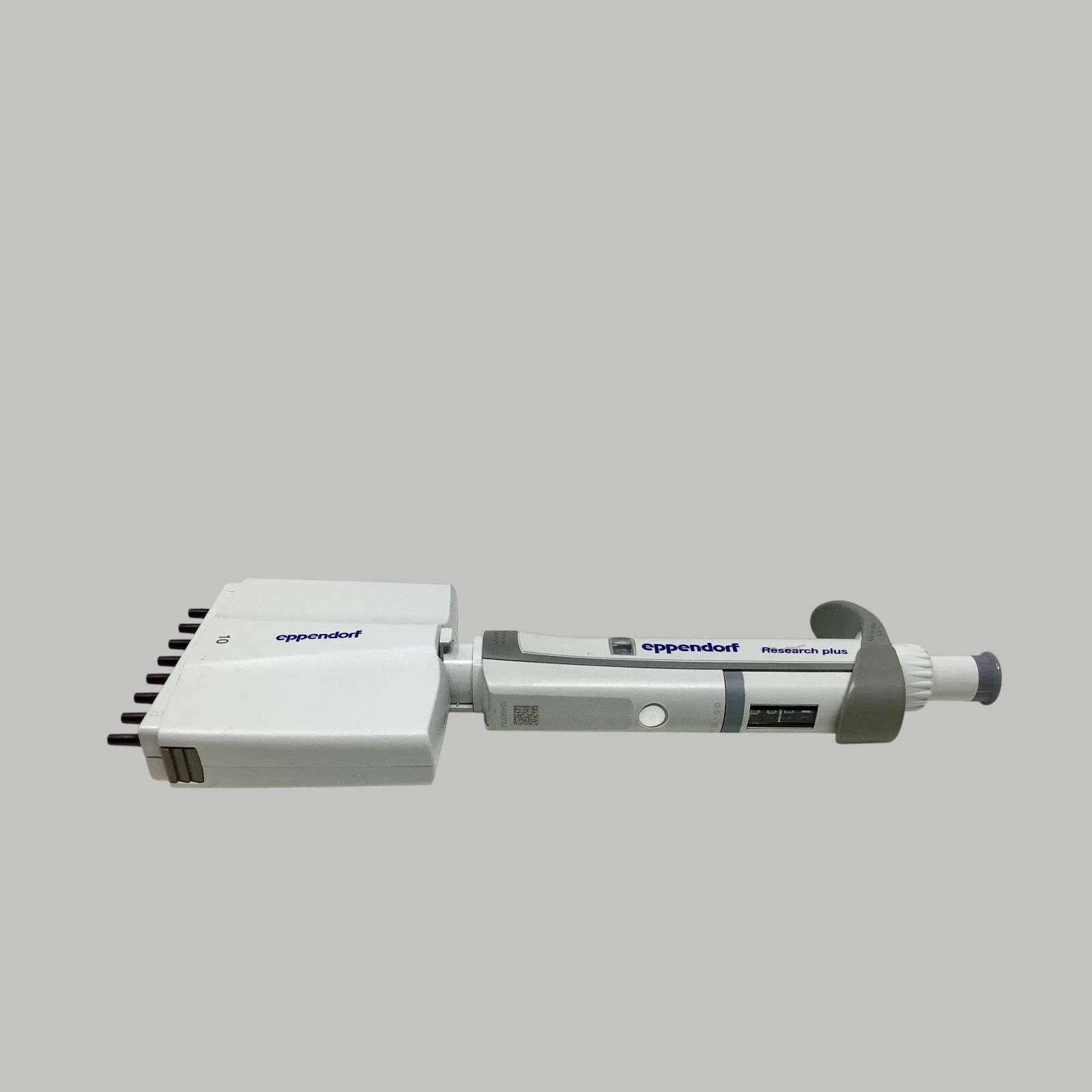 Eppendorf Research Plus 10 0.5 – 10µL 12 Channel Pipette