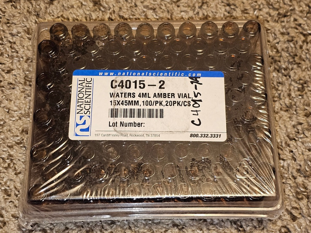 NATIONAL SCIENTIFIC C4015-2 WATERS 4mL AMBER VIALS 100PK 15 X45 mm. NEW