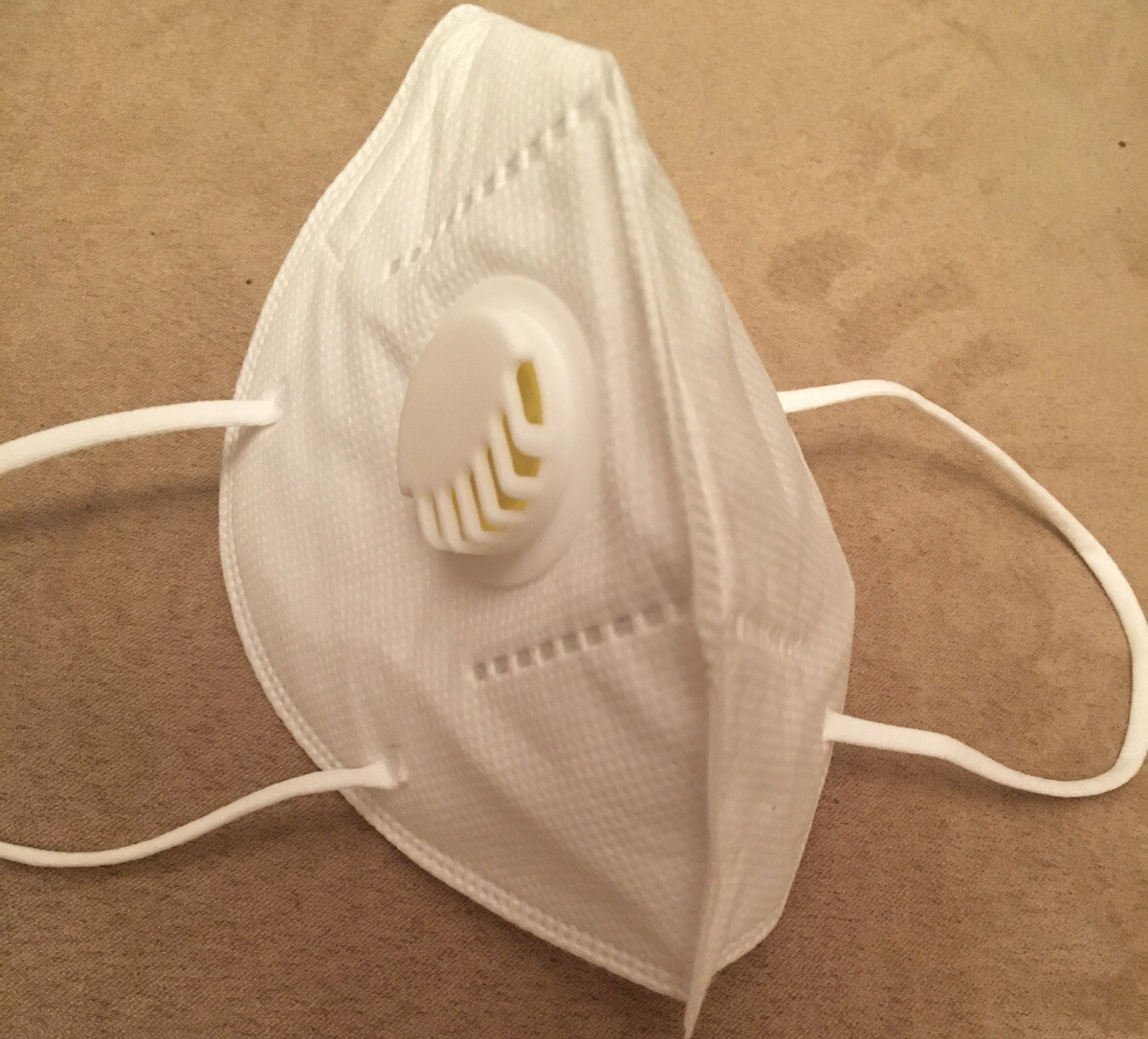 Masks Face Masks KN95 With «BREATHING VALVE» «6» Masks.USA Authorized Seller