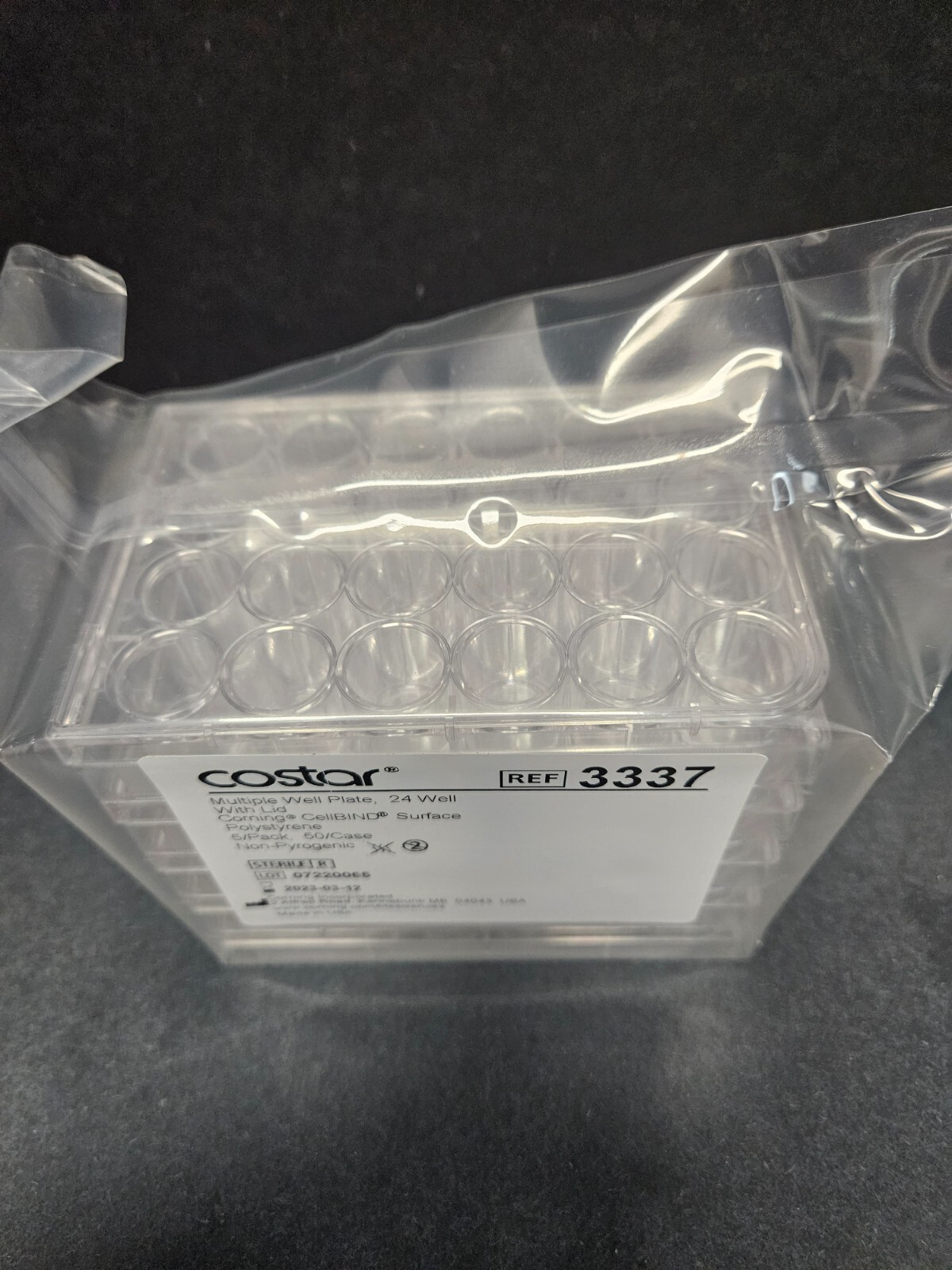 Corning Microplate with Lid CellBIND 24 Well 1.9 cm2 Growth Area 50 Plates