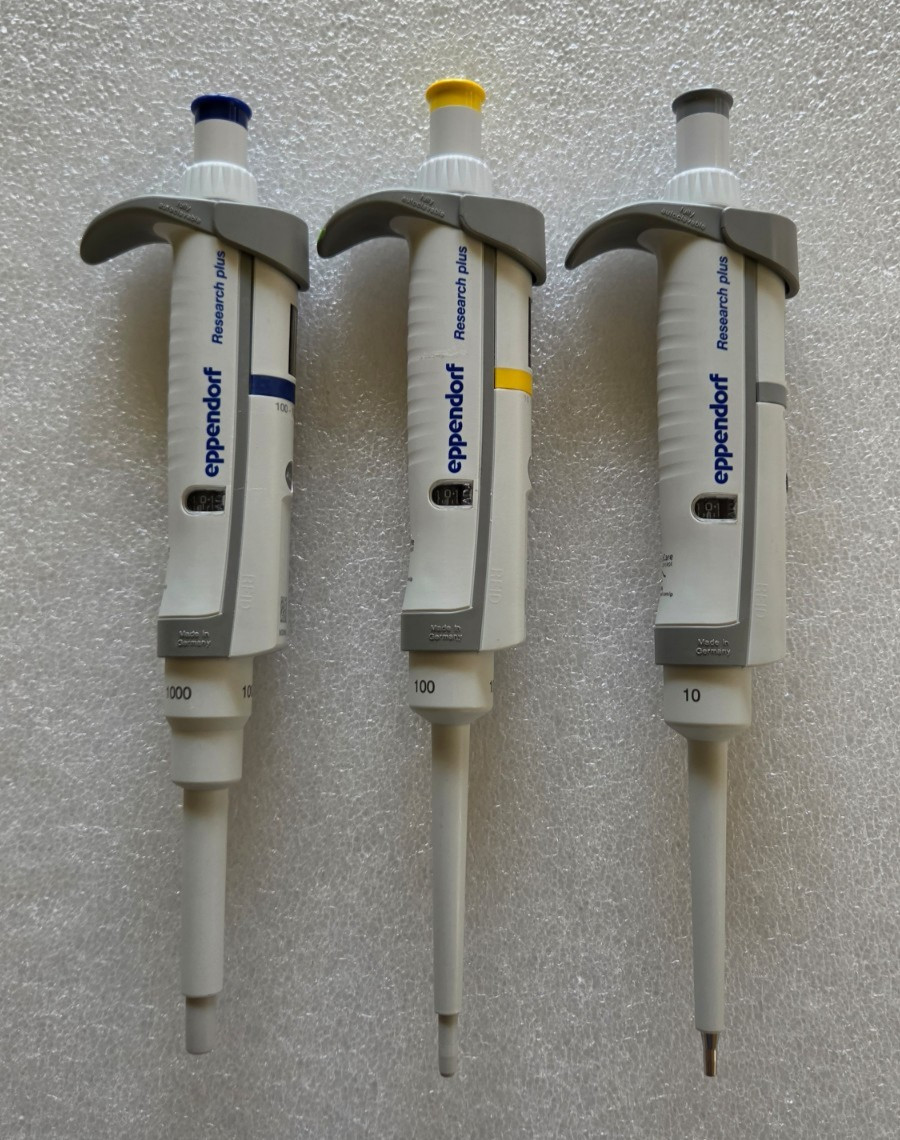 Eppendorf Research Plus Pipettes 1000 100 & 10 uL: Calibrated, New Seal