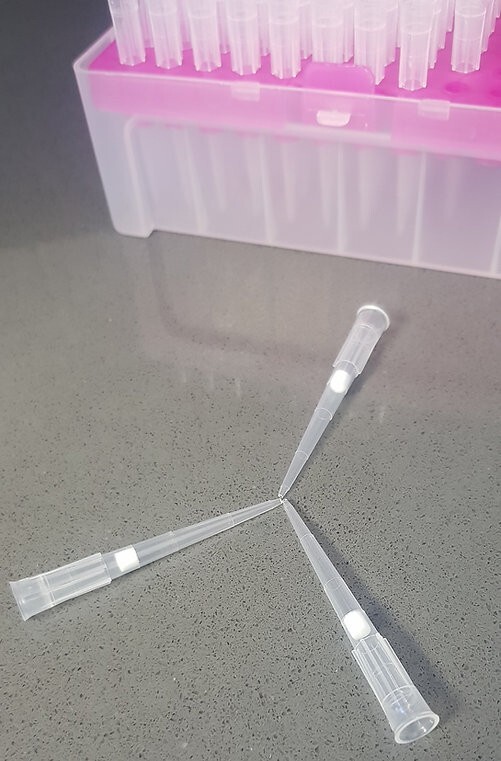 Pipette tips filtered 50ul (Sterile, 50 racks, 4800 tips)