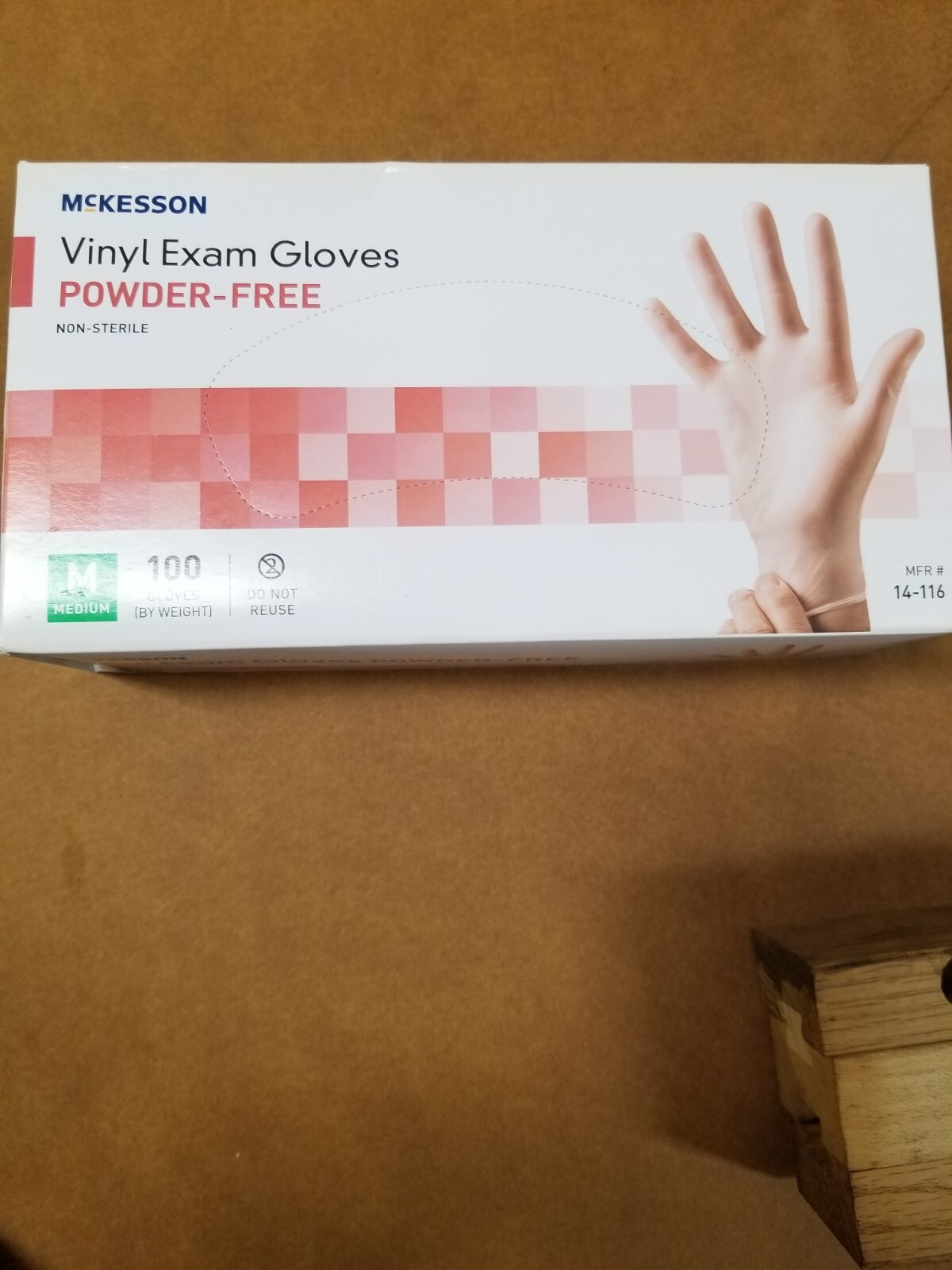 McKesson Vinyl Exam Gloves – Pack of 100, Medium