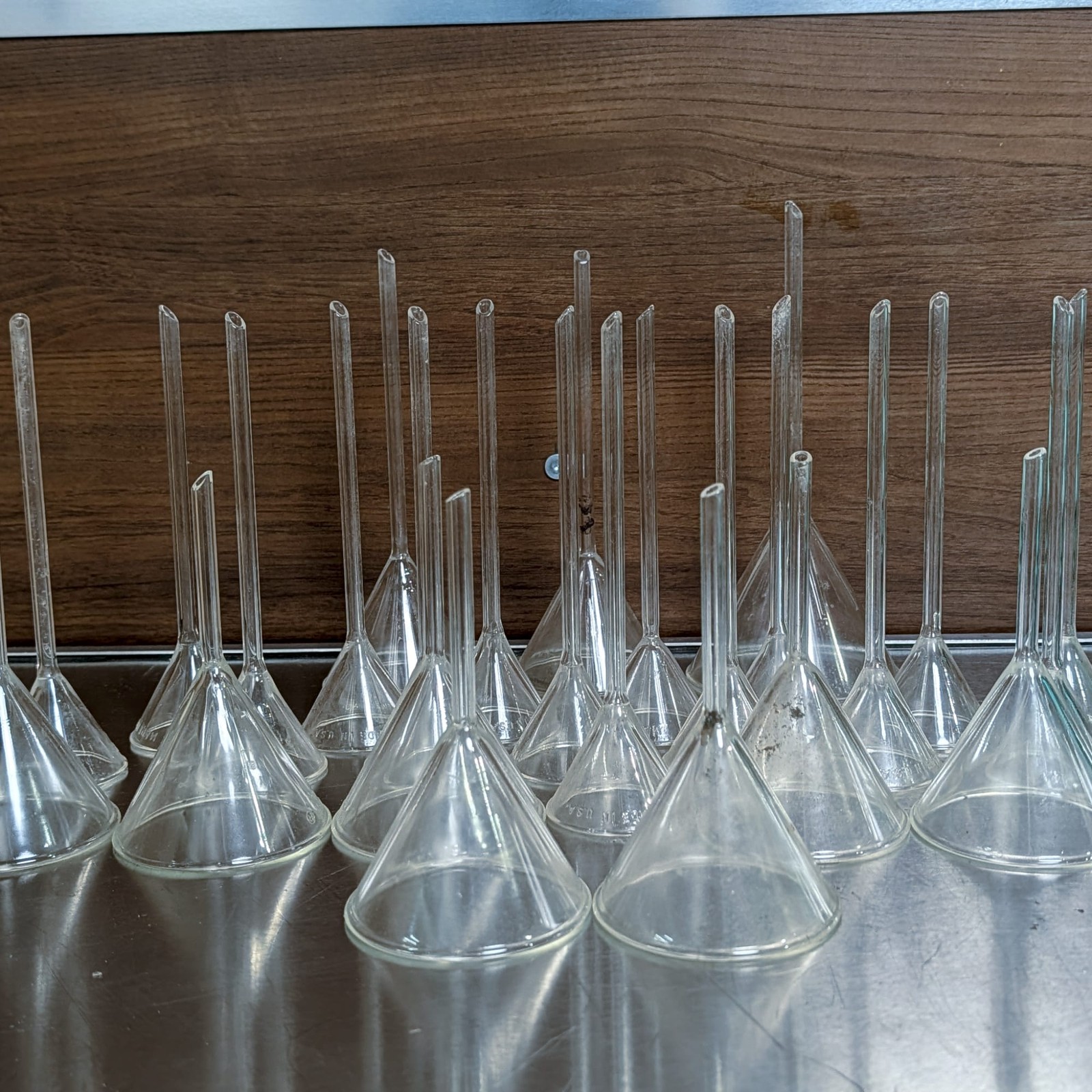 PYREX GLASS Lab FUNNEL 60 DEGREE With Stems From 5.5-9.5 Inch Large Lot of