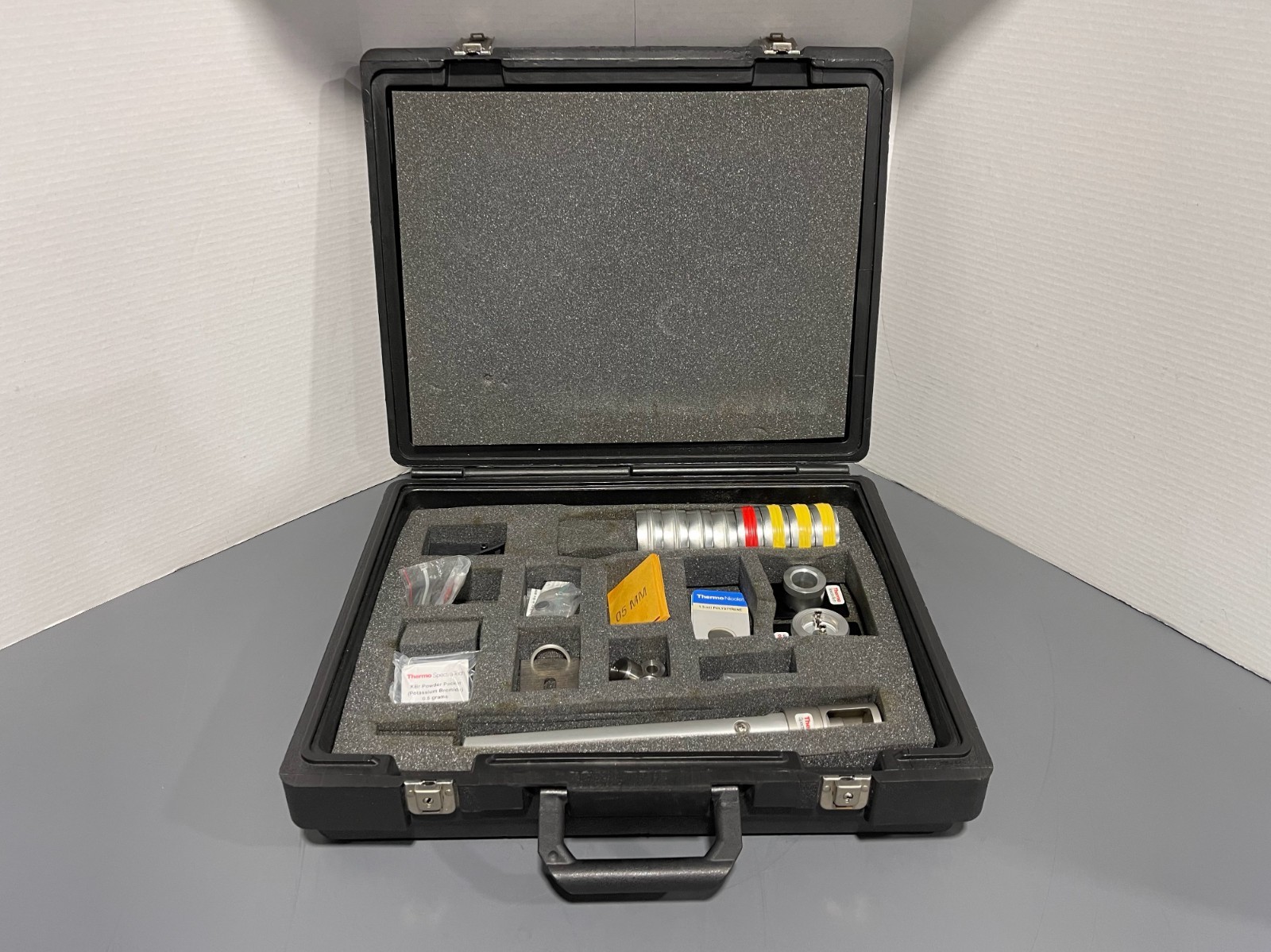 Assorted Lot of Thermo Spectra-Tech Qwik Handi-Press Kit & Travel Case Untested