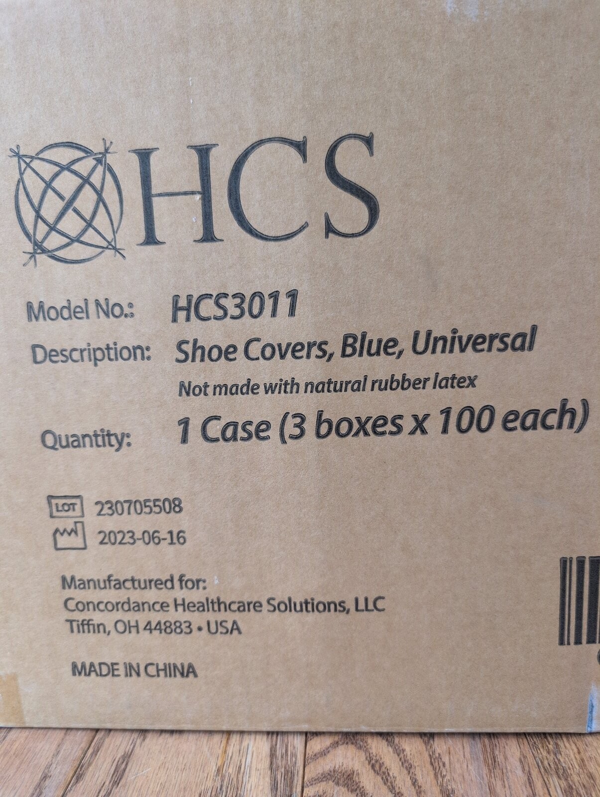 HCS Universal Size Shoe Covers 300 case
