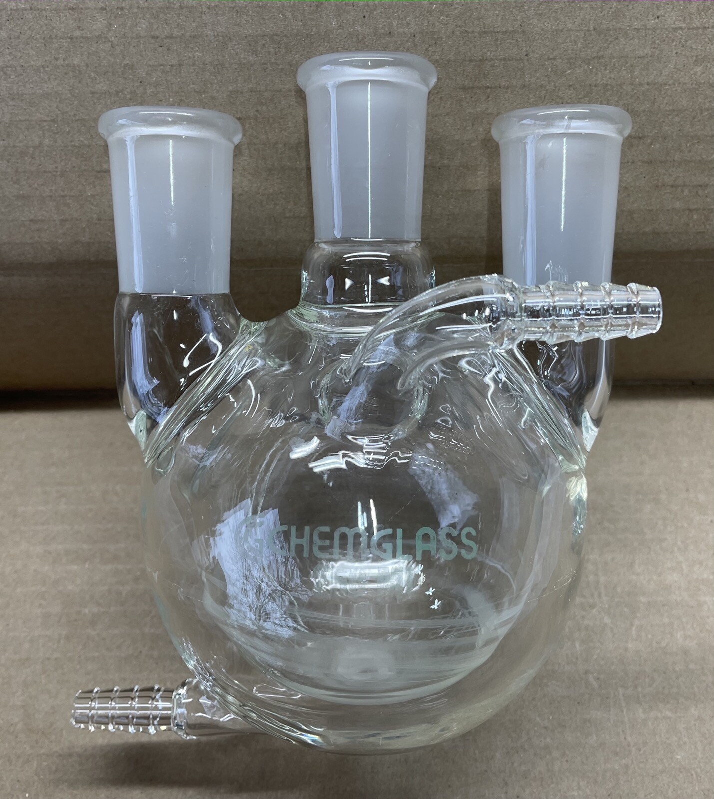ChemGlass Heavy Walled Jacketed 250 mL Round Bottom 3-Neck Flask, CG-1538