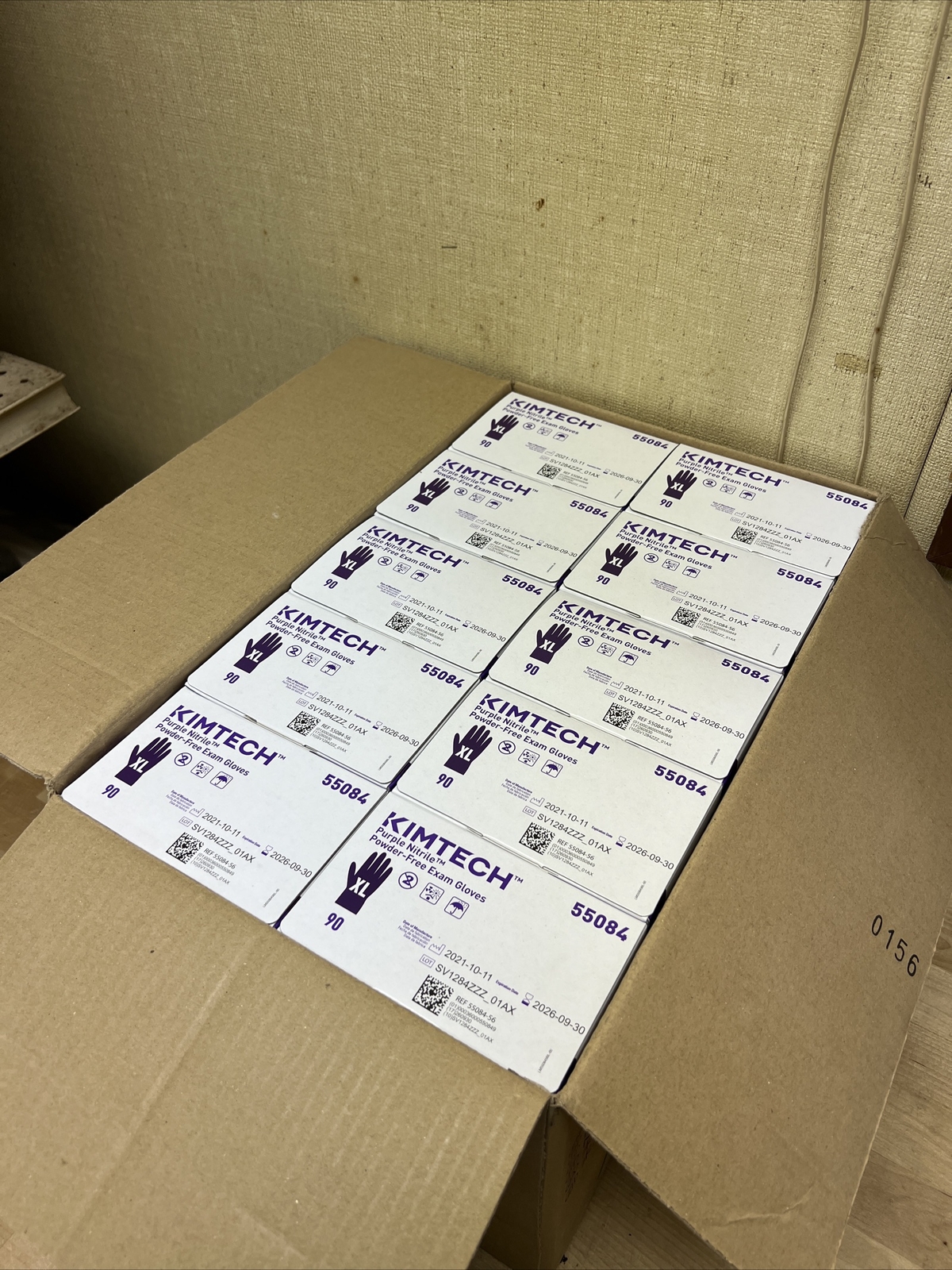 KIMTECH 55084 Purple Nitrile Exam Gloves Powder-Free 90 Gloves Each (10 PACK)
