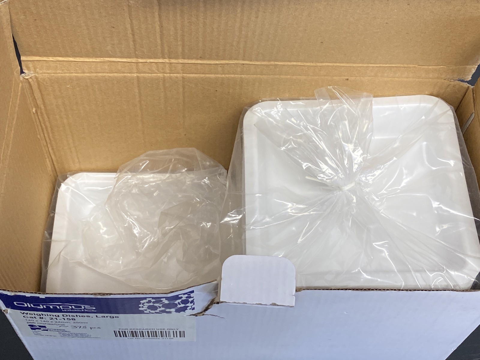 (~375) GENESEE Olympus Large 250mL Square PS Weighing Dishes 140x140x24mm 21-158