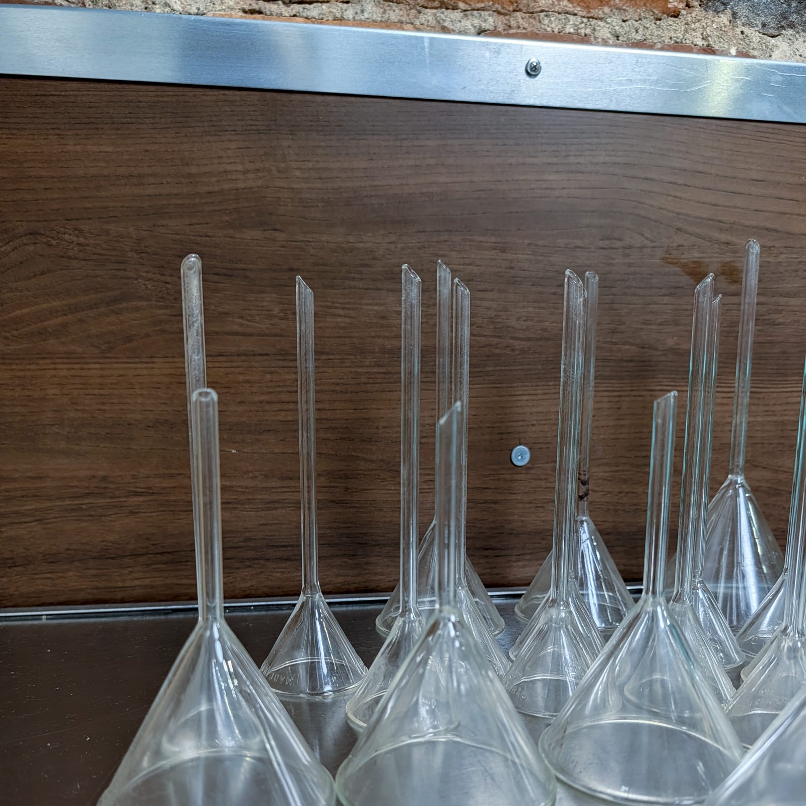 PYREX GLASS Lab FUNNEL 60 DEGREE With Stems From 5.5-9.5 Inch Large Lot of